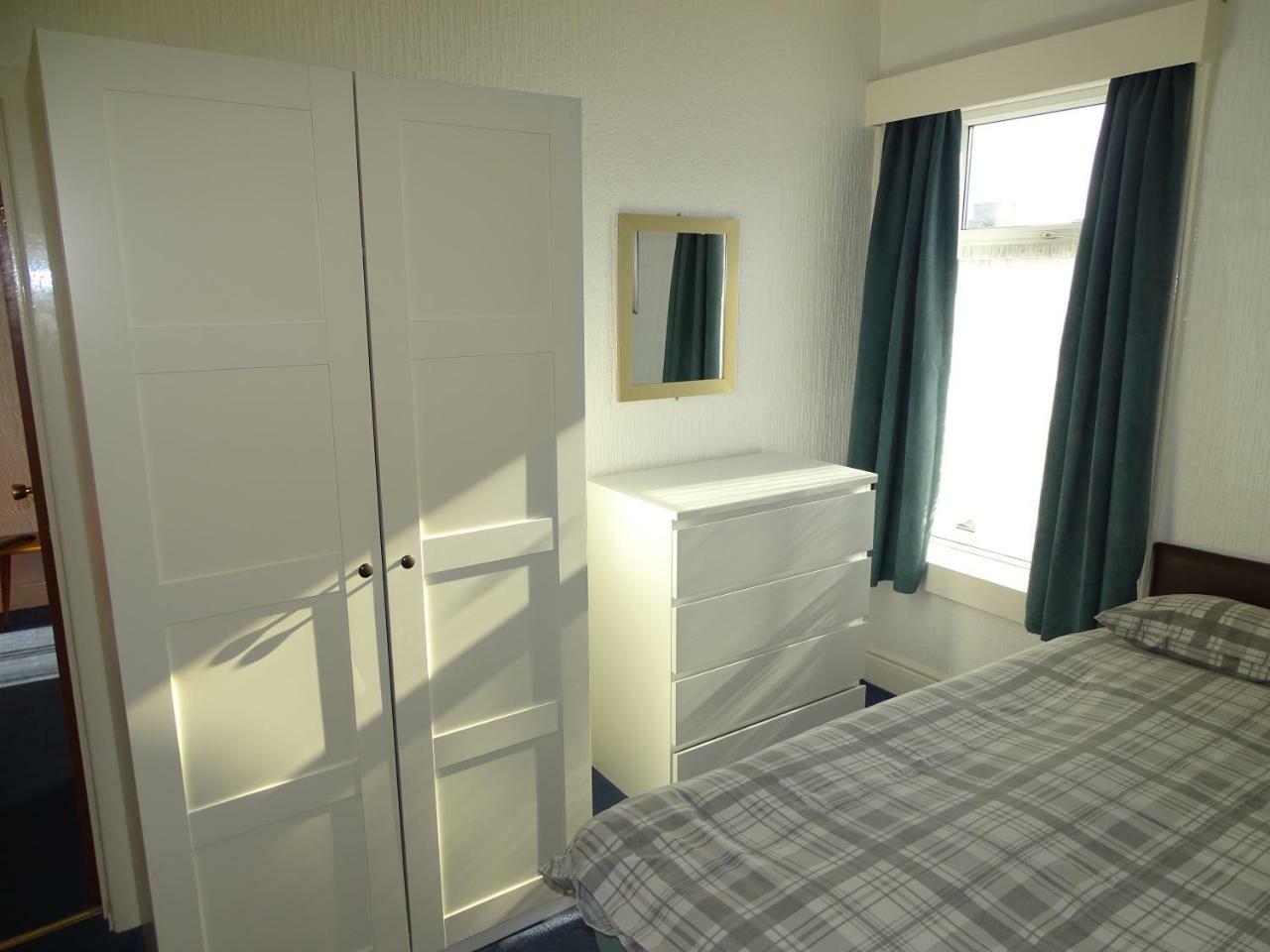 Beeton Villas Holiday Apartments Blackpool Zewnętrze zdjęcie